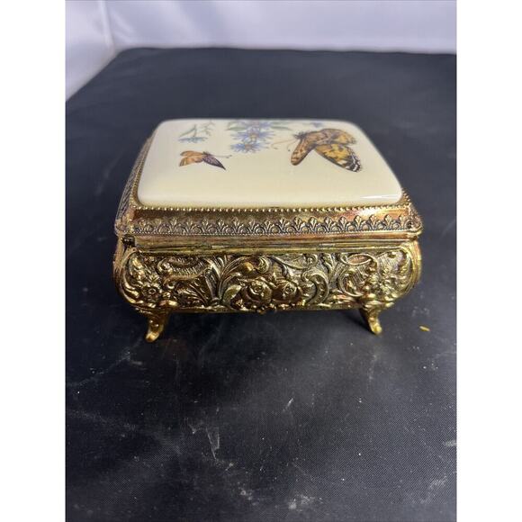Vtg Westland Metal Trinket Music Box Butterflies Floral Porcelain Top Japan - Picture 4 of 9